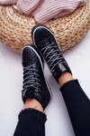 Dámske tenisky s veľkou hviezdou High Black Izolované EE274410