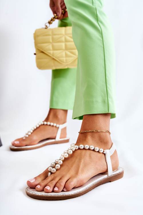 Módne sandále flip -flops s perlami biela Isalia