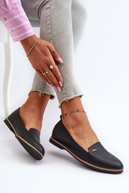 Dámské černé mokasíny na ploché podrážce Enzla