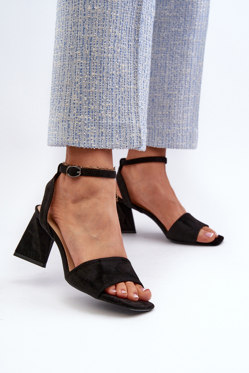 Dámské sandály na podpatku z eko semiše Černé Vinceza 17328