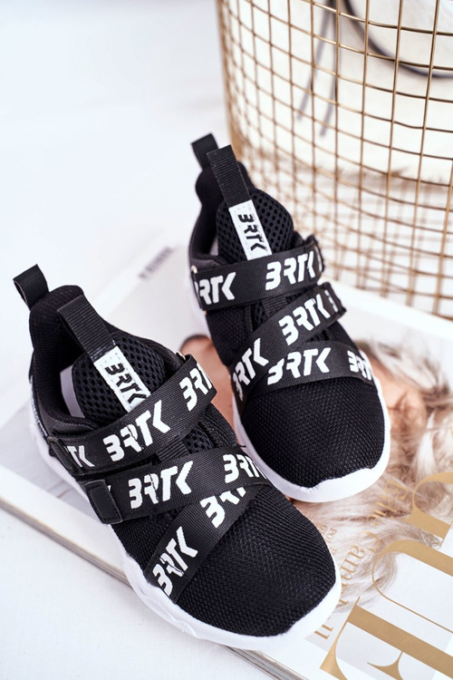Detské športové topánky Bartek Black T-75213/W35