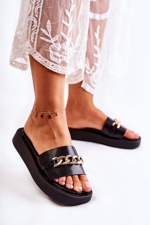 Módní pantofle s řetízkem černé Megosa