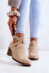 Kožené topánky s strihom -out na stĺpej béžovej lemarovej axelle