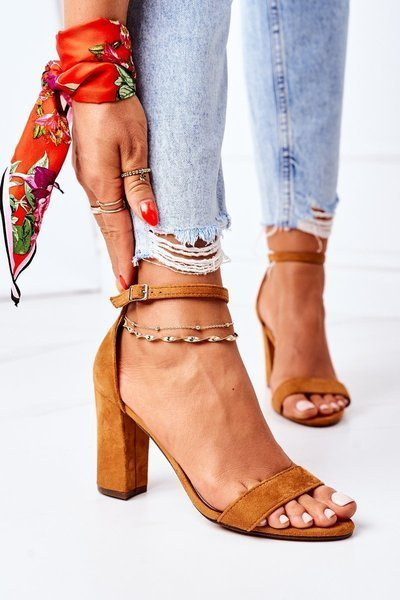 Semišové sandále na ťavej florencii Post