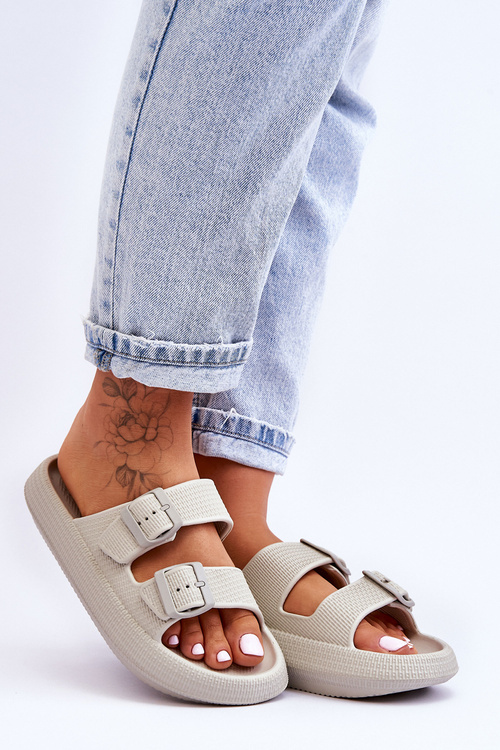 Dámské pěnové sandály s pruhy světle šedá Sharmen