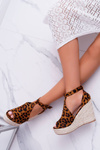 Dámske sandále na klinovej platforme leopard