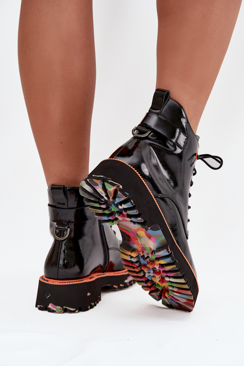 Dámské kotníkové boty z lakované přírodní kůže s izolací Artiker 57C0061 Černé