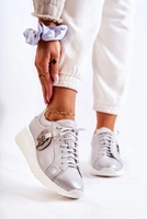 Odtiene sivej a striebornej