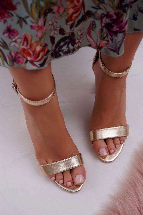 Ženské sandále na post klasické zlaté fiji