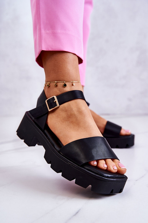 Čierne vysoké podpätky kože Sovie