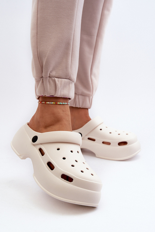 Dámske peny papuče biele Ilariana