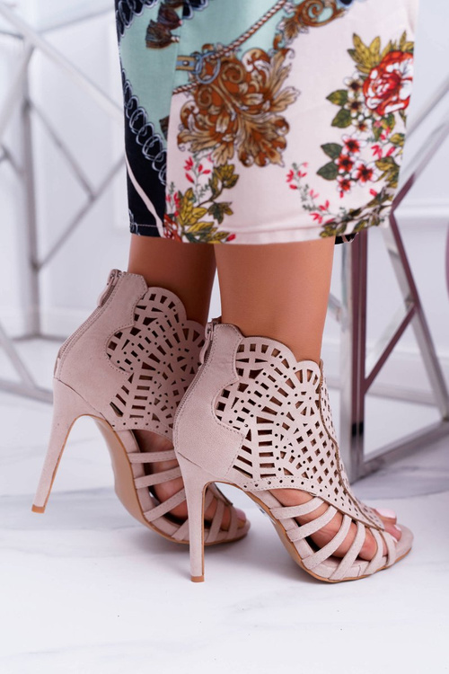 Dámske semišové béžové sandále na Viviane szpilka