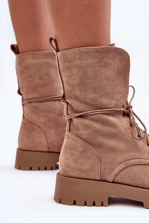 Semišoví pracovníci s plochými podpätkami béžou yence