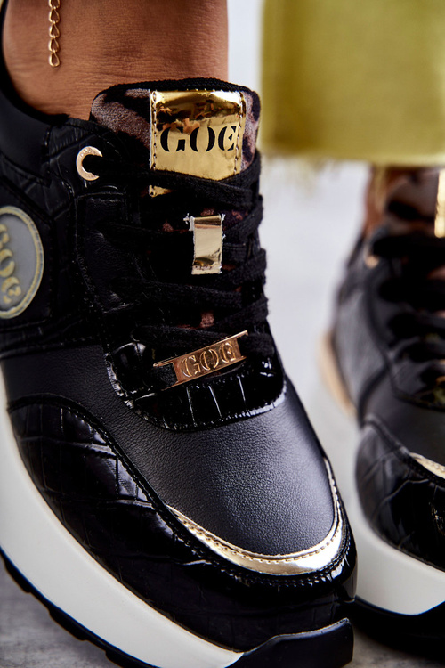 Dámská sportovní obuv na klínku GOE KK2N4085 černé