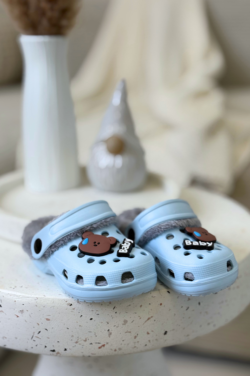 Penové detské žabky s kožušinkou s prackami Modré Cerelle