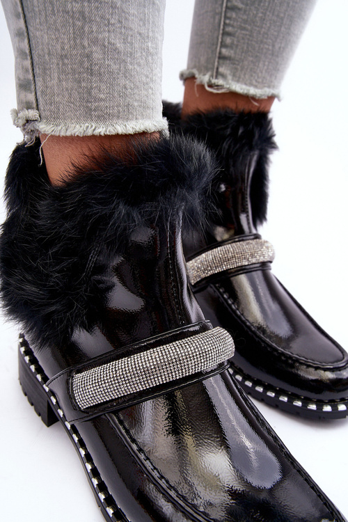 Boty Na Plochém Podpatku A Platformě Sztyblety Černé Linestta