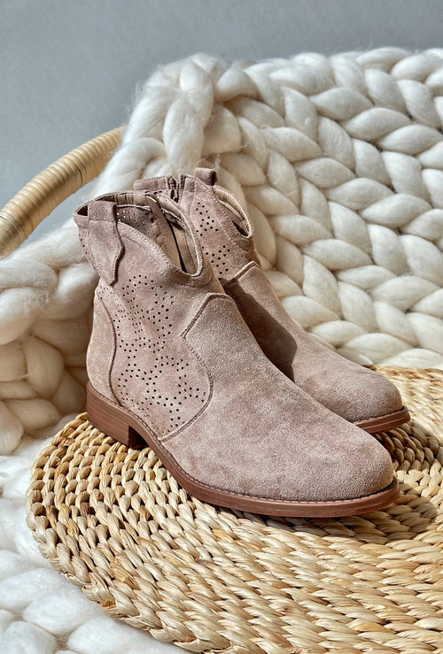 Dámské Průsvitné Botky Na Ploché Podrážce Beige S.Barski HY66-151