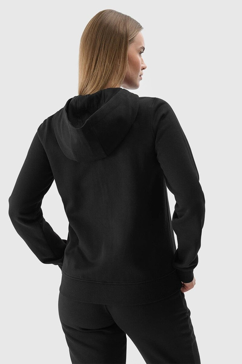 4f Black Fleece so stojanom -4FSS23TFLEF049 so stánkom.