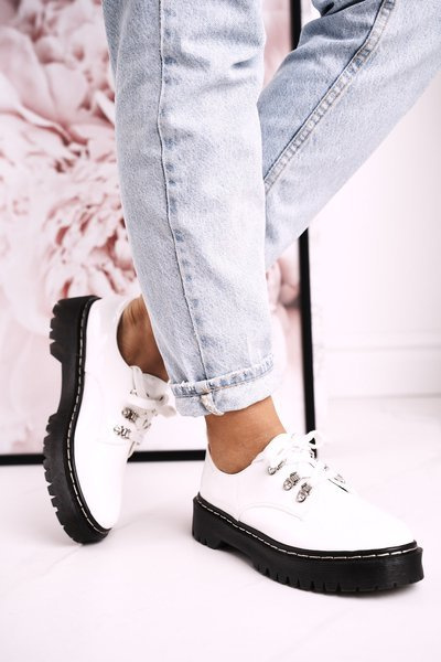 Dámske topánky Oxford na platforme S. Barski Hx15 maľované biele