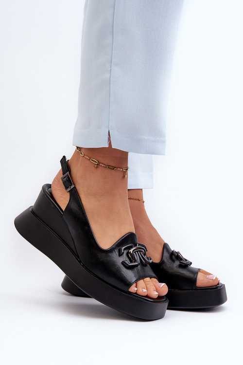 Dámské sandály na platformě a klínové boty s ozdobou černé Janesca