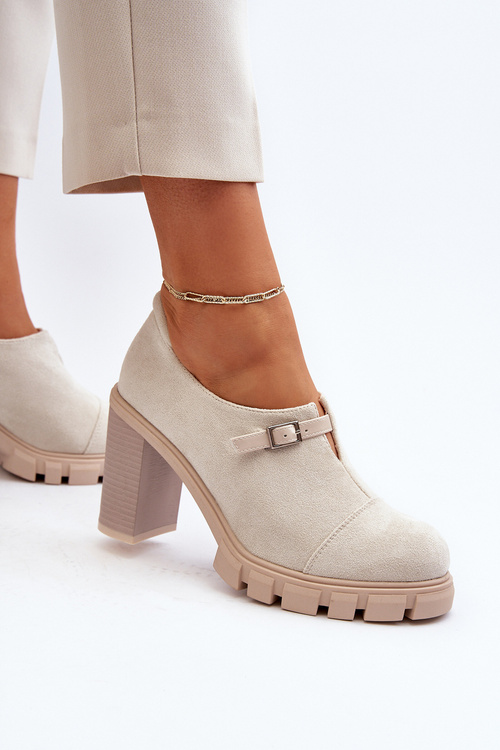 Dámske topánky na vysokom opätku svetlo béžové Tauina