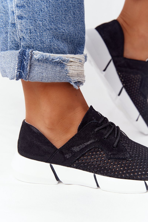 Dámska kožená športová topánka Čierny výlet