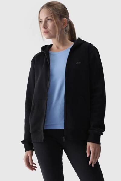 4f Black Fleece so stojanom -4FSS23TFLEF049 so stánkom.