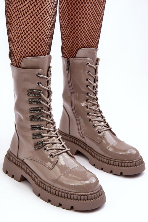 Dámské lakované pracovní boty s tkanicí tmavě béžové SBarski MR870-72