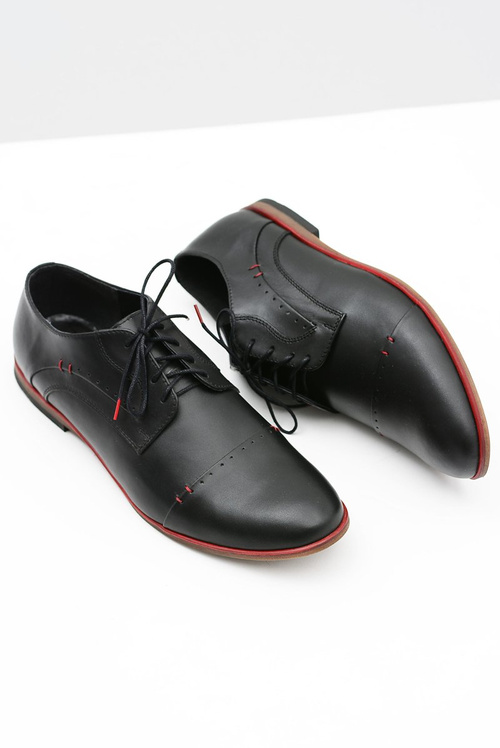 Elegantné pánske čierne kožené topánky Isacco