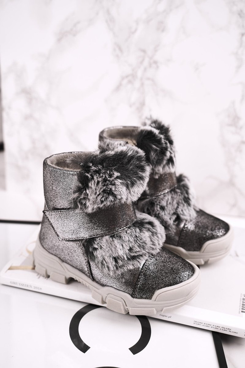 Detské topánky izolované suchý zips suchý šedý hussar