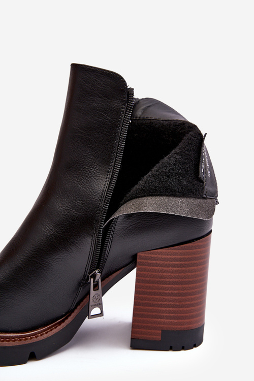 Dámské kožené botky na podpatku černé Brittney