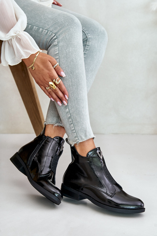 Lakovane Nízke Dámske Topánky Na Plochéj Päte Zateplené Čierne S.Barski HY42-120 Čierne