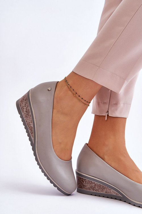 Klasické sivé klinové čerpadlá