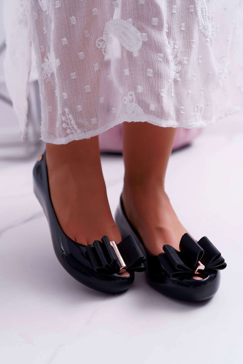 Dámské balerínky černé Kasha