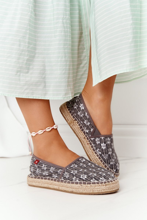 Espadrilles na spletenej platforme veľká hviezda AA274680 Gray