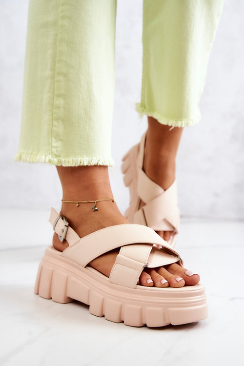 Kožené sandále na plošine béžovej béžovej plochy Betti