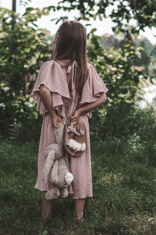 Módne detské sandále s kvetmi béžový zlato poly