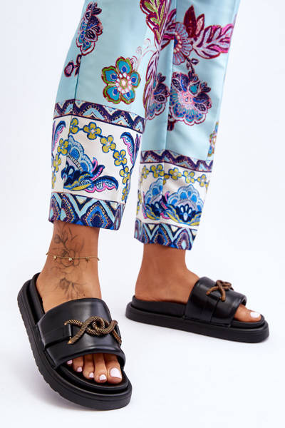 Dámske čierne verso flip -flops