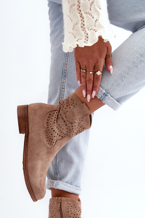 Dámské Podzimní Boty Na Ploché Podrážce Beige S.Barski HY66-135