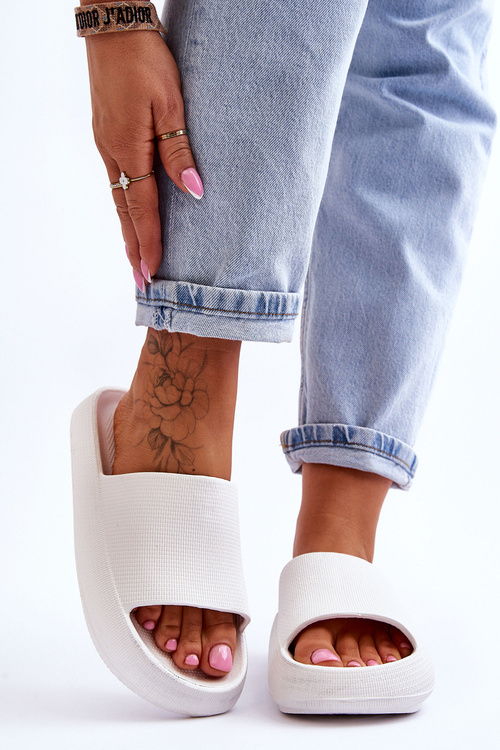 Módní lehké žabky na masivní podrážce Bílé Rebel