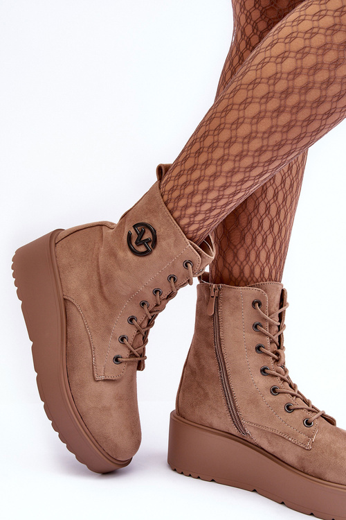 Zamszowe Botky Pracovníky Na Masivní Platformě Koturnie Bežové Lavica