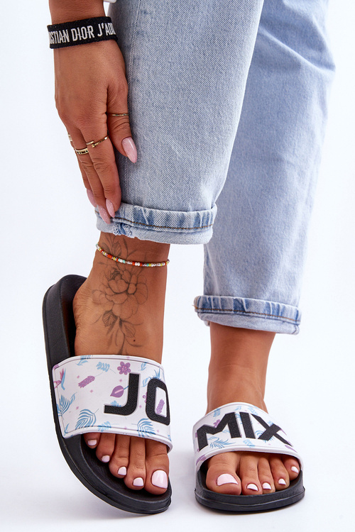 Klasické dámske čierne papuče Jomix