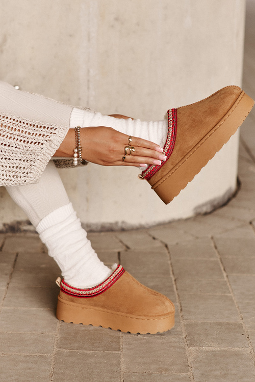 Dámske Snehule Na Platforme Zateplené Kožušinou Camel Remenia