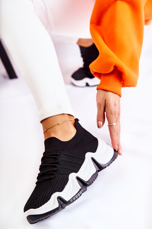 Ženské posuvné čierne tenisky