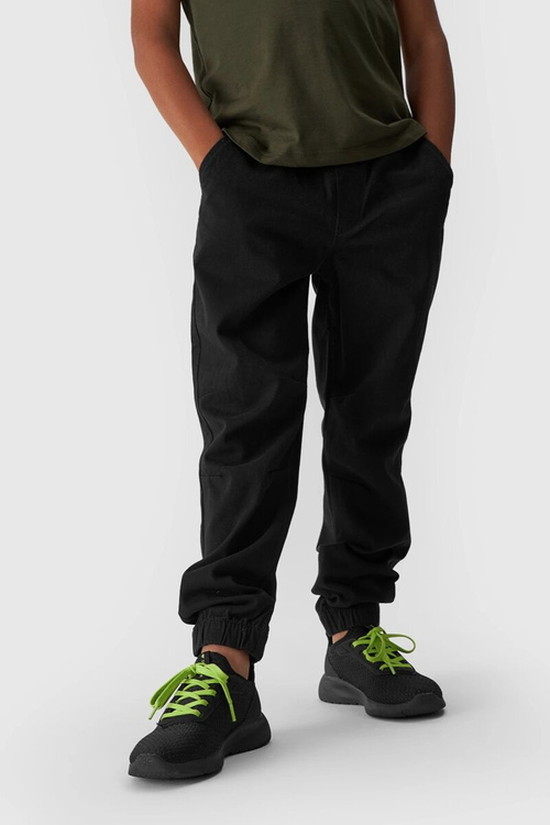 Chlapecké Jogger Kalhoty Casual Hladké 4F 4FJWMM00TTROM0812-20S Černé