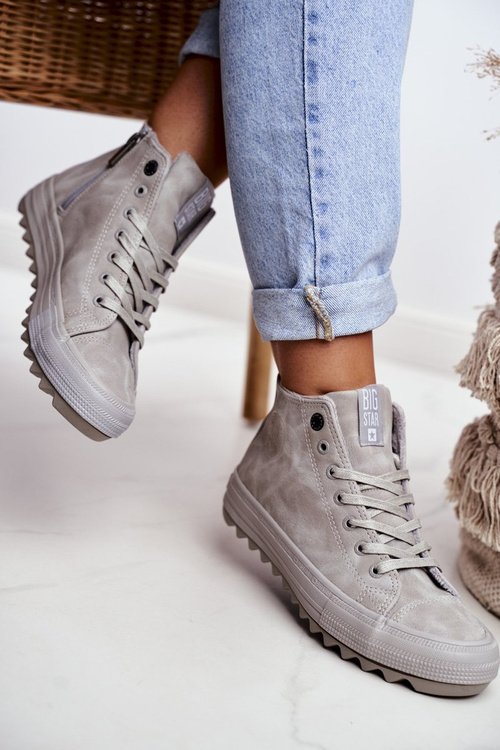 Dámske tenisky s veľkou hviezdou High Izolované sivé sivé GG274070