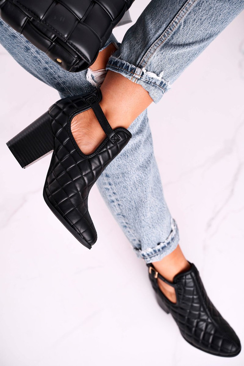 Dámské Kotníkové Boty Na Podpatku s Výřezy Černé Dreams