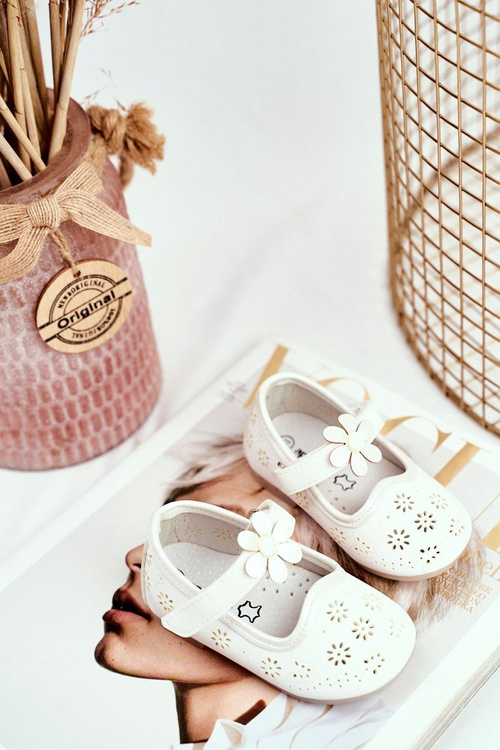 Biele baleríny kvetiny pre suchý suchý suchý suchý suchý suchý