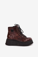 Odstíny hnědé a béžové