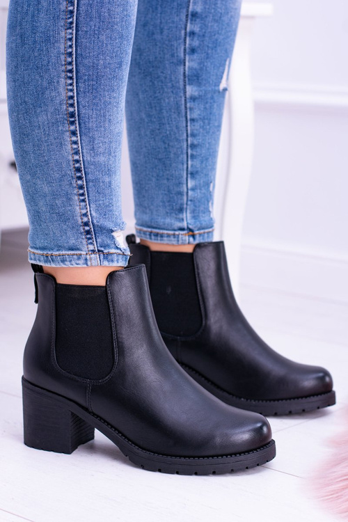 Sergio Leone Black Boots na stĺpiku Tulso